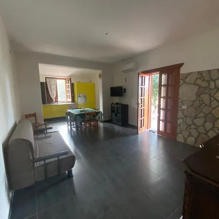 Holiday home Nu Jardinu 'nmezzu Di Lu Mari San Vito Lo Capo