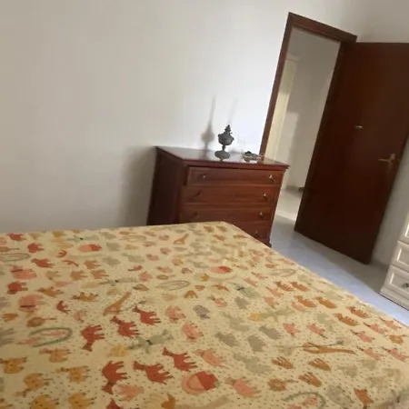 Nu Jardinu 'nmezzu Di Lu Mari *